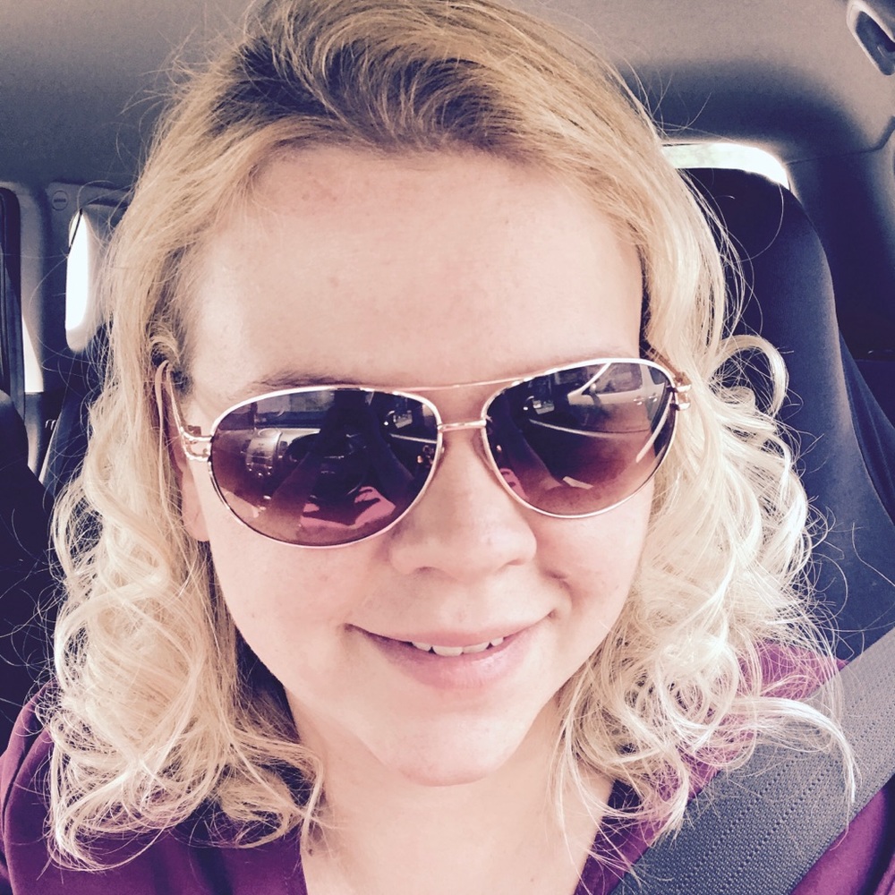 Meet your Posher, Christina
